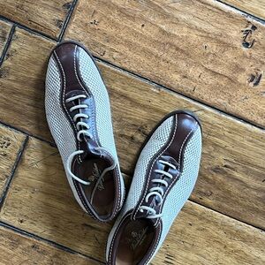 Brooks Brothers Brown and Cream Oxfords Golf Retro Vintage Shoes